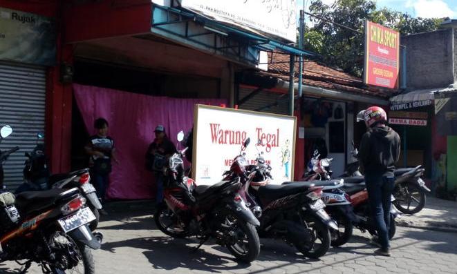 Satpol PP Razia Rumah Makan