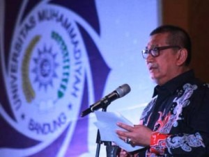 Setelah 30 Tahun Menunggu SK Kemenristek, UM Bandung Diresmikan