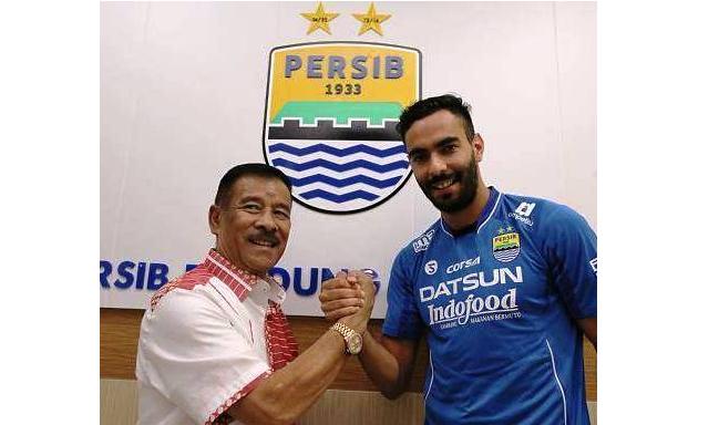 Resmi Tanda Tangan Kontrak , Flores Senang Gabung Persib