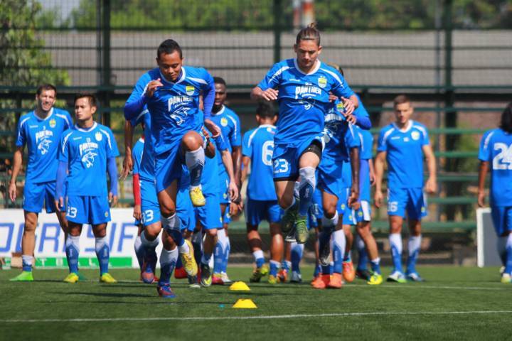 Tingkatkan Terus Fisik Pemain