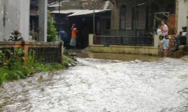 Air Sudah Melimpah Ke Kecamatan Margaasih