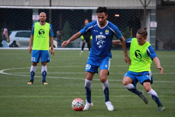 Marcos Flores Kesal Pada Performa