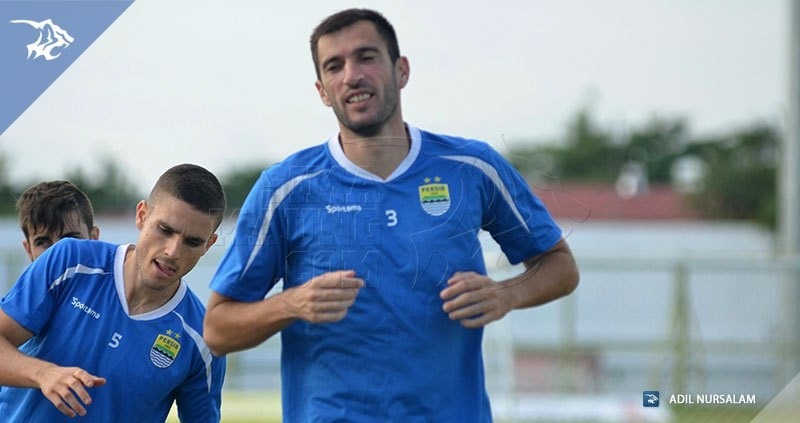 Umuh Sebut Nasib Vlado dan Kemungkinan Transfer Rizki Pora