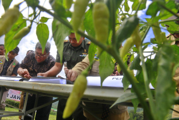 Terus Berupaya Tekan Harga