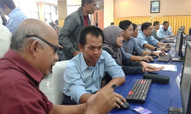 Kantor Pajak Diserbu WP