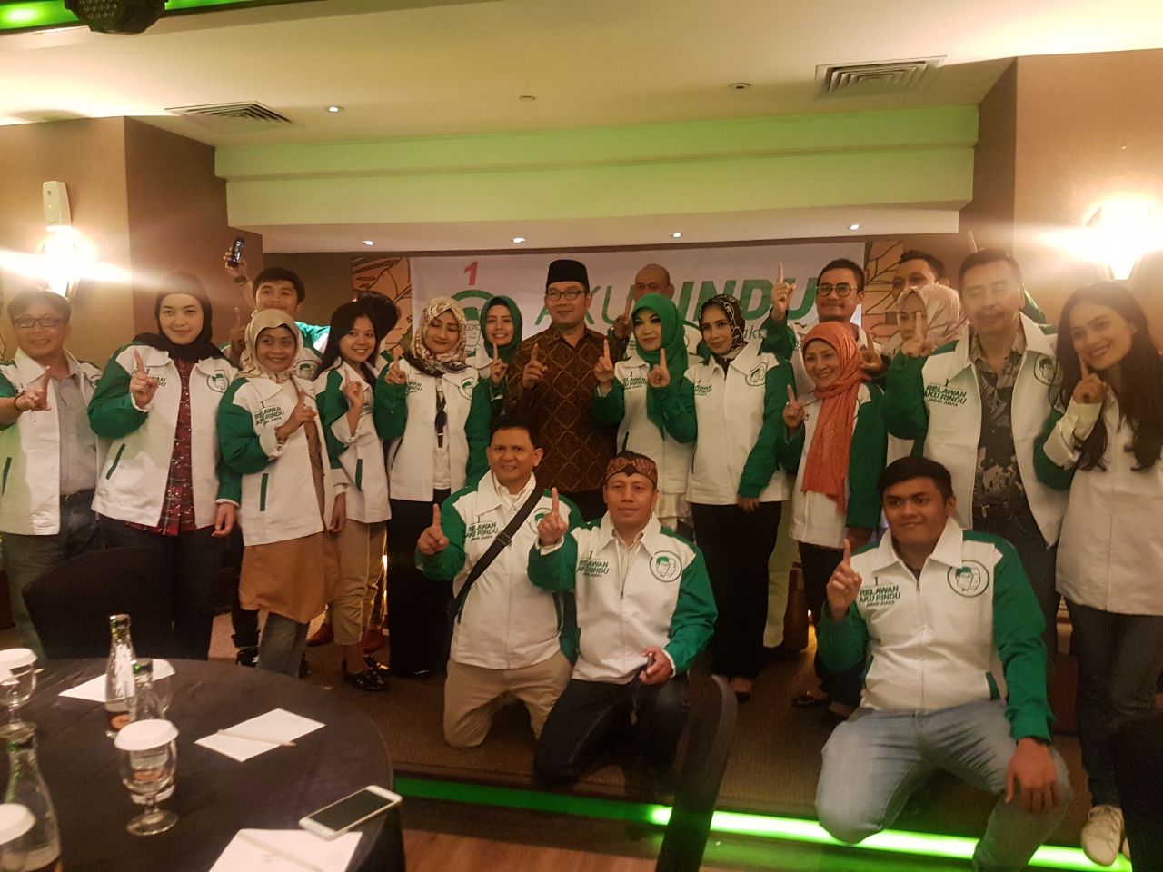 KONSOLIDASI RELAWAN AKU RINDU DENGAN PASLON URUT 1