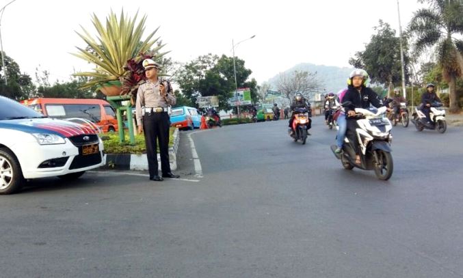 Pembangunan Double Track Tertunda