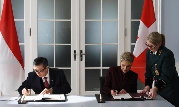 Buru Harta Koruptor Hingga Swiss