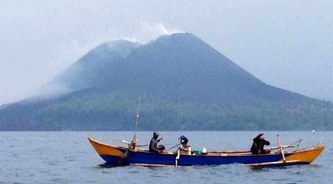 PVMBG Ingatkan, Nelayan Jauh dari Gunung Krakatau