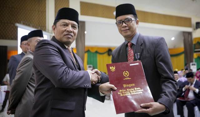 Ratusan PNS Mendapatkan Penghargaan dari Presiden