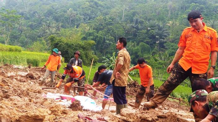 Lima Kecamatan Rawan Terjadi Longsor