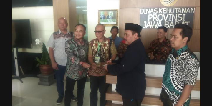 Dorong Ekonomi Syariah, MES Jabar Gelar Kerjasama Dengan Komunitas Pasar Kopi Hutan Jabar