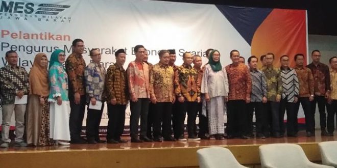 Dilantik, Pengurus MES Jabar Berkomitment Dorong Percepatan Pengembangan Ekonomi Syariah