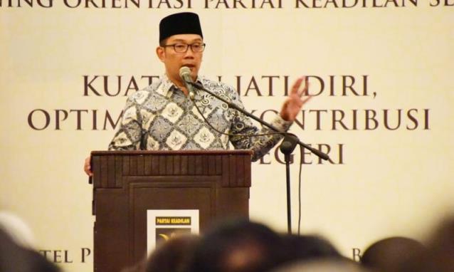 PKS Pelototi Jalannya Pemerintahan Emil