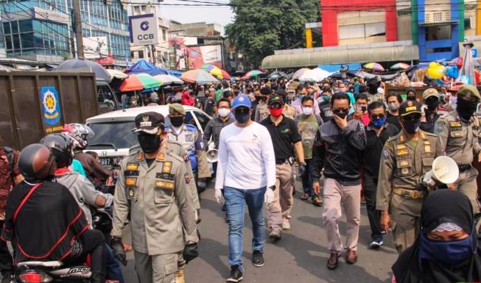 Abaikan PSBB Demi Belanja