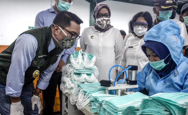 Setumpuk Masalah Limbah Masker