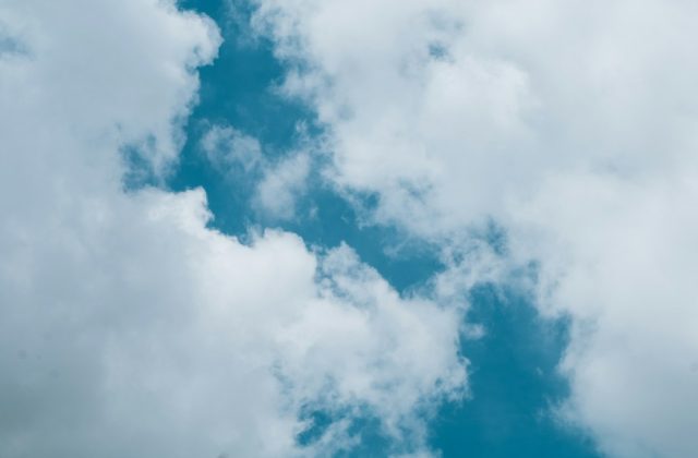 Awan hujan sebagai ilustrasi prakiraan cuaca Indonesia