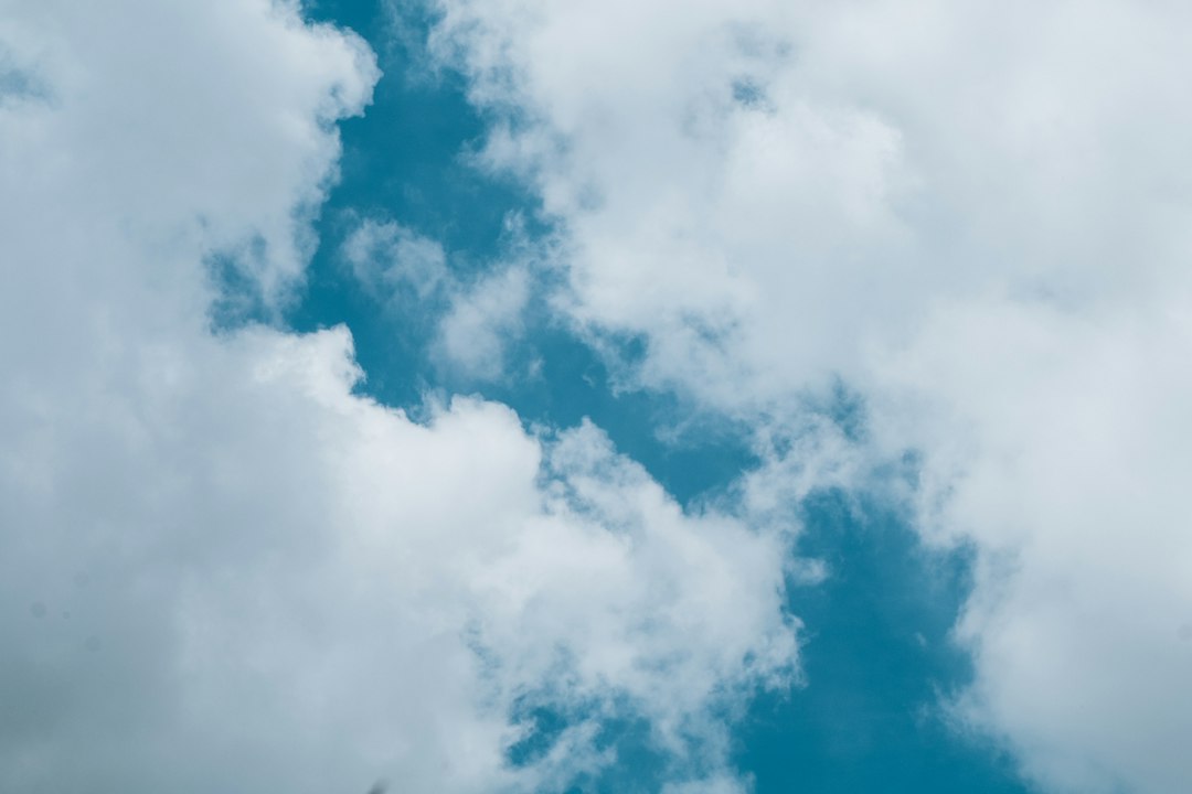 Awan hujan sebagai ilustrasi prakiraan cuaca Indonesia