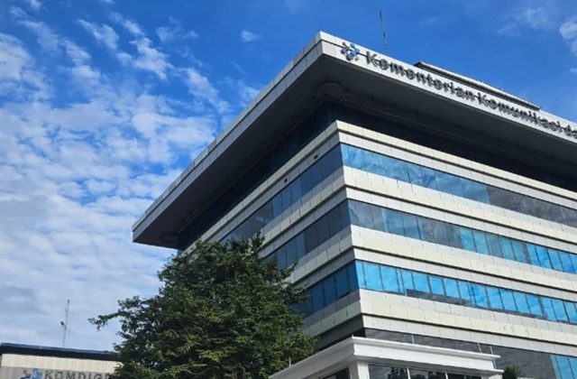 Foto kantor Kemkomdigi: Dhe Anola/KPM Kemkomdigi melalui InfoPublik.
